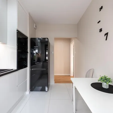 Royal Deluxe 2 Rooms 6 Persons Aquapark Down Town Krakau Exterior foto