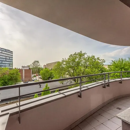 Royal Deluxe 2 Rooms 6 Persons Aquapark Down Town Krakau Exterior foto