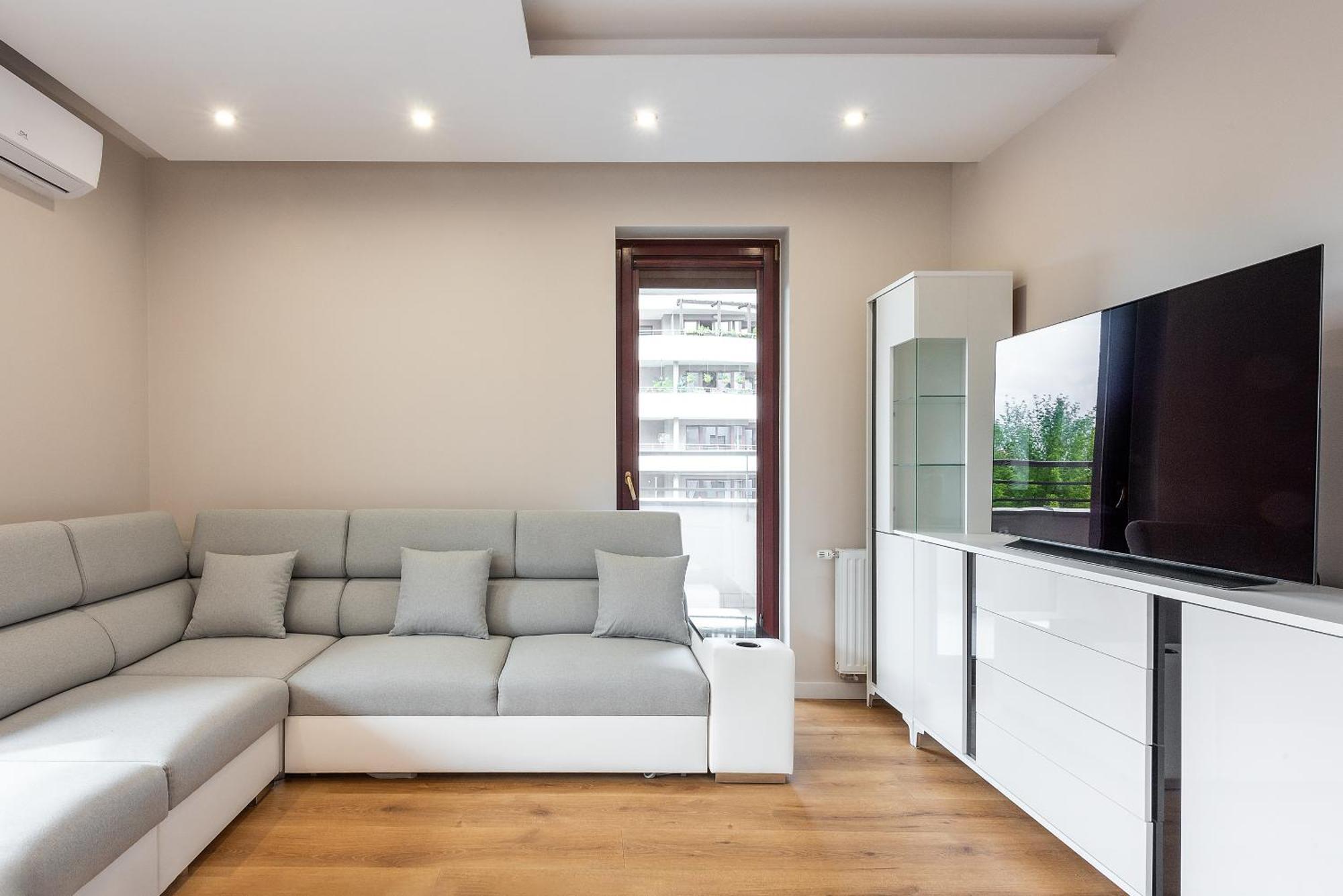 Apartment Royal Deluxe 2 6 Persons Aquapark Down Town Krakau