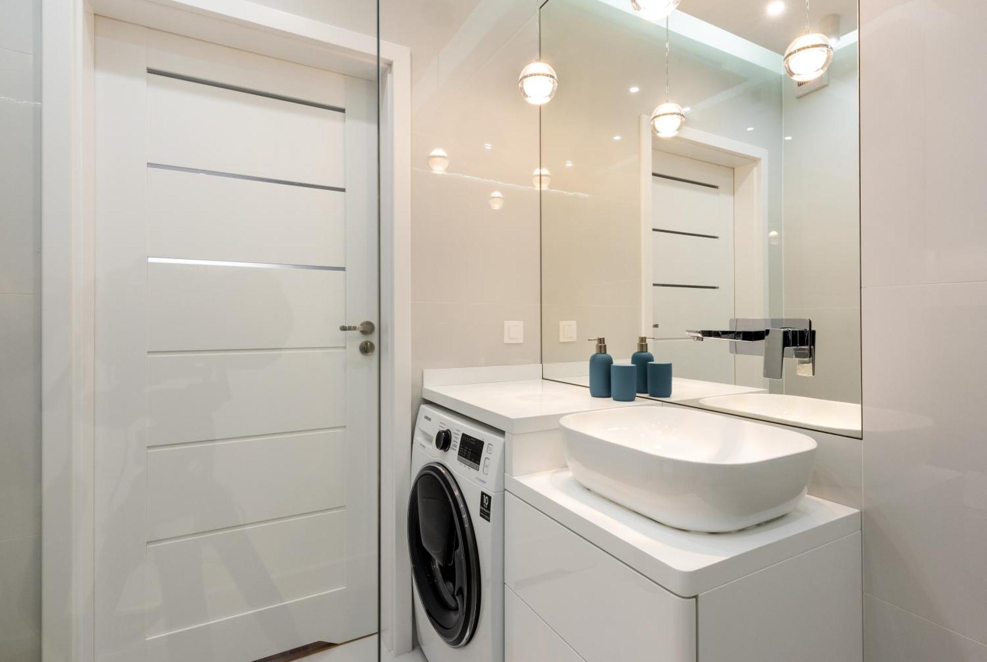 Apartment Royal Deluxe 2 6 Persons Aquapark Down Town Krakau
