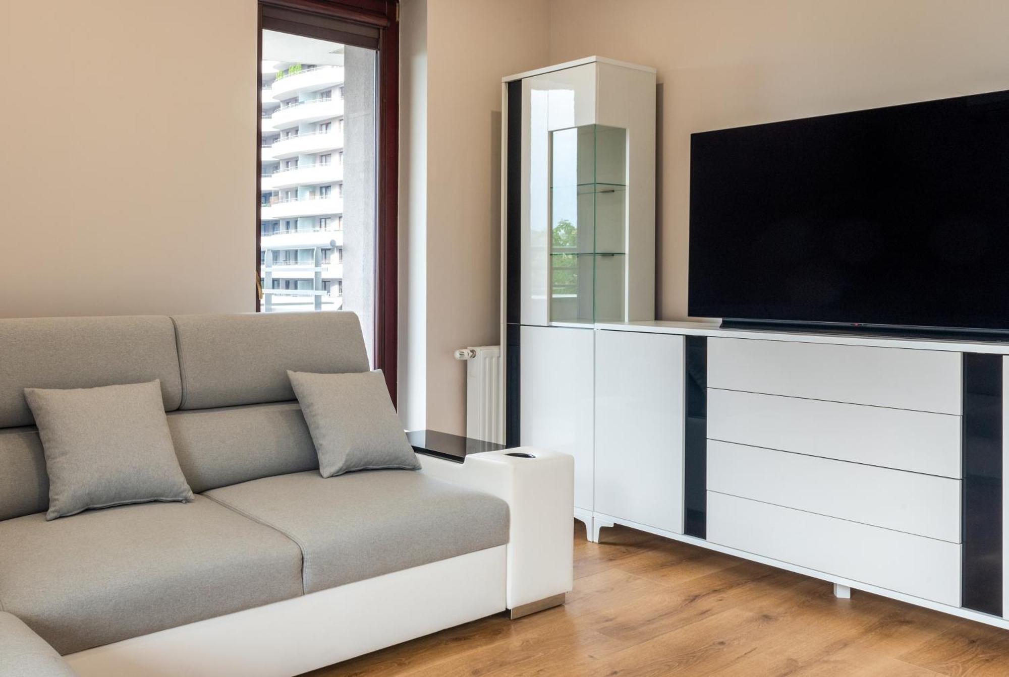 Apartment Royal Deluxe 2 6 Persons Aquapark Down Town